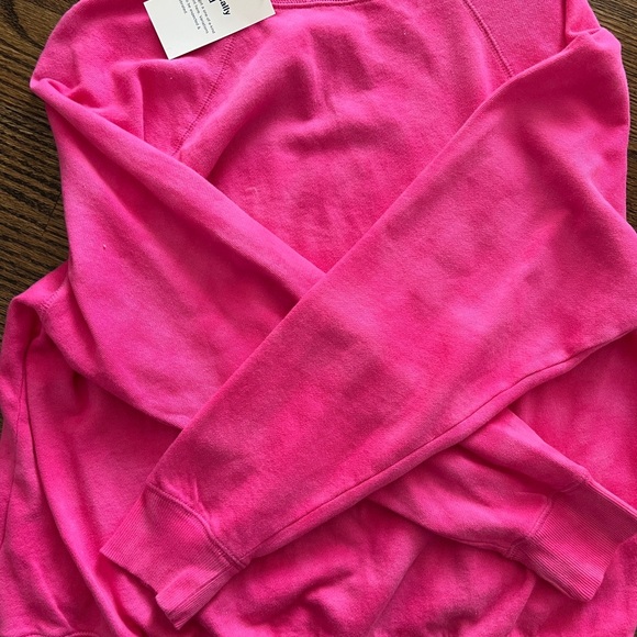 NWT! Old Navy Women's Pink Sweater - Picture 2 of 4
